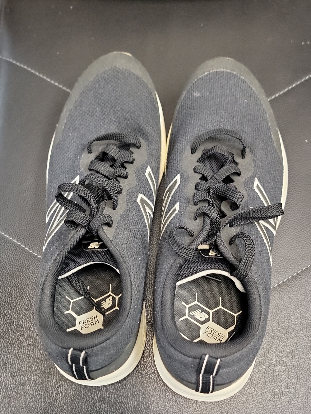 New Balance Men's Black and White Lightweight Fresh Foam Sneakers